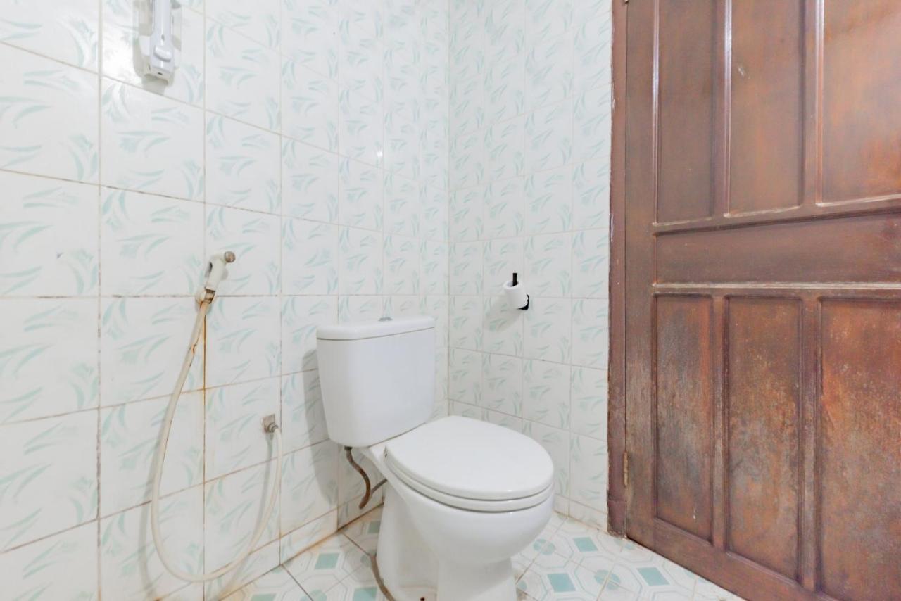 Reddoorz Near Plaza Balikpapan Hotel Kültér fotó
