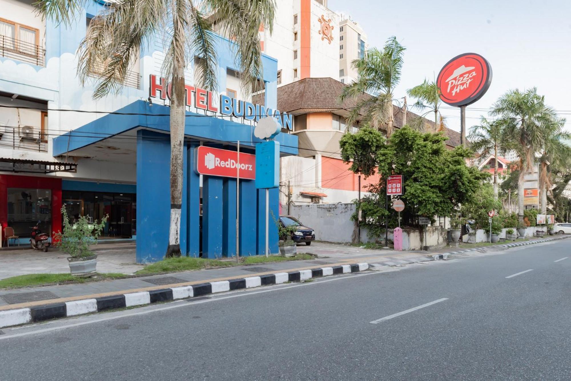 Reddoorz Near Plaza Balikpapan Hotel Kültér fotó